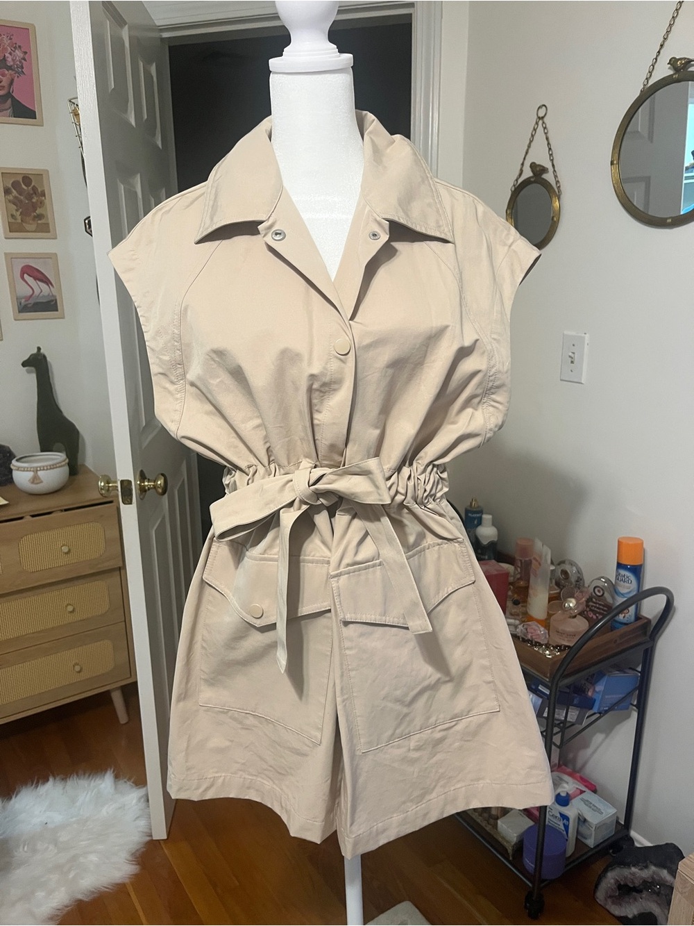 Beige Sleeveless Tie-Waist Utility Jacket